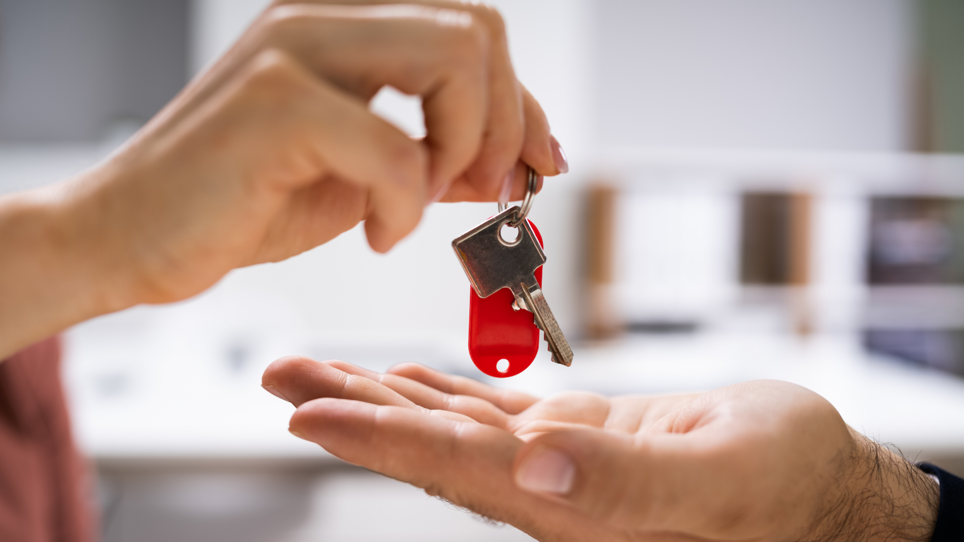 Compravendita immobiliare tra privati  o tramite agenzia: qual è la scelta migliore?